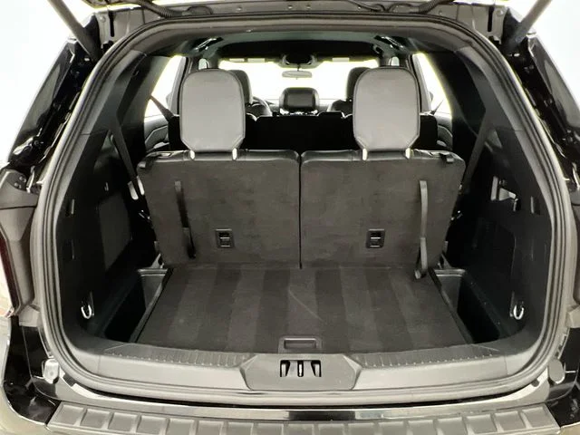 Used 2025 Black Ford ST-Line image 38