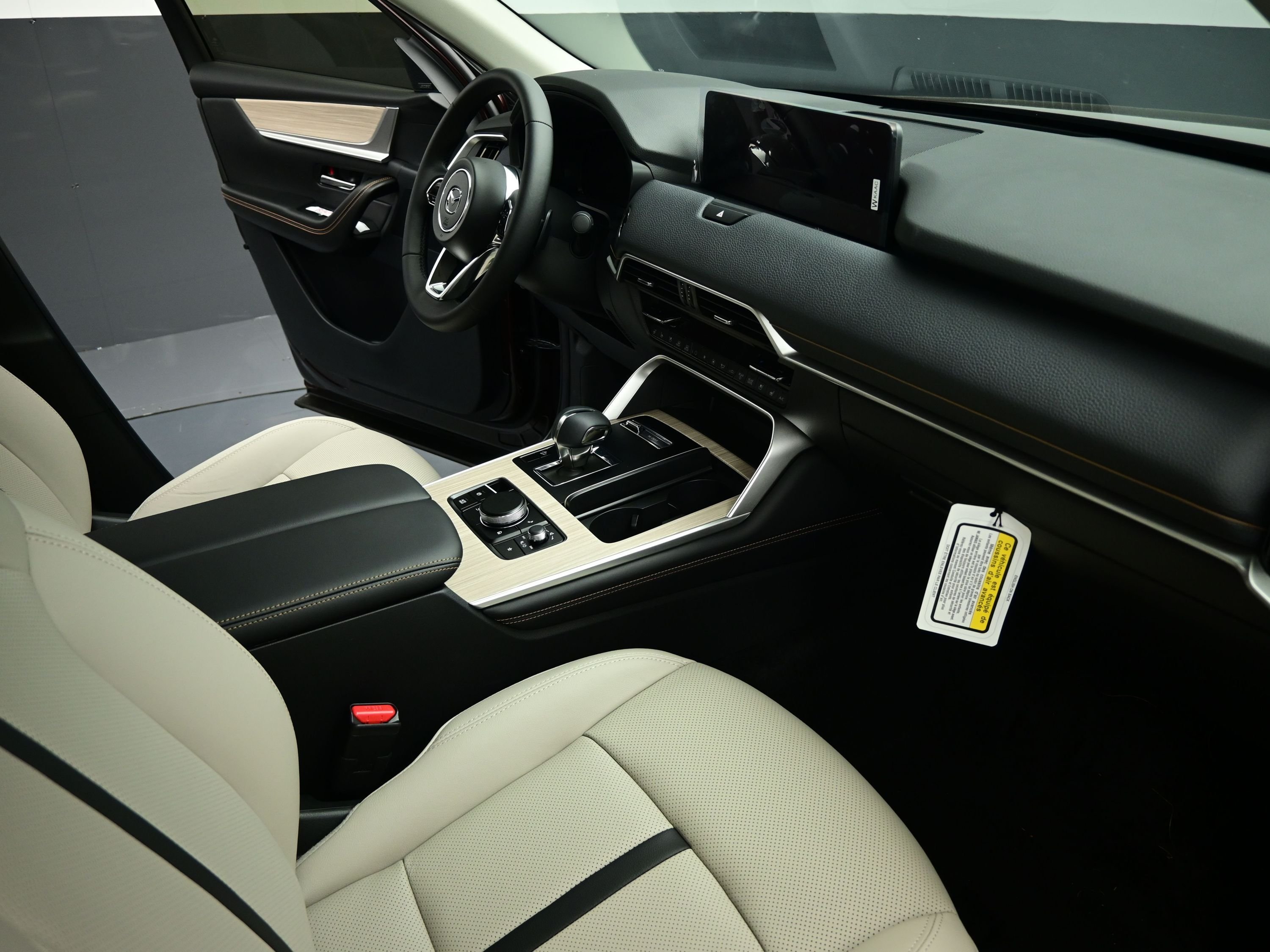 2026 Mazda CX-90 Premium Package - Photo 39