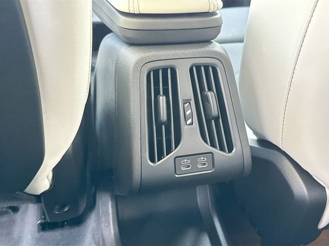 New 2026 Silver BMW xDrive28i image 20