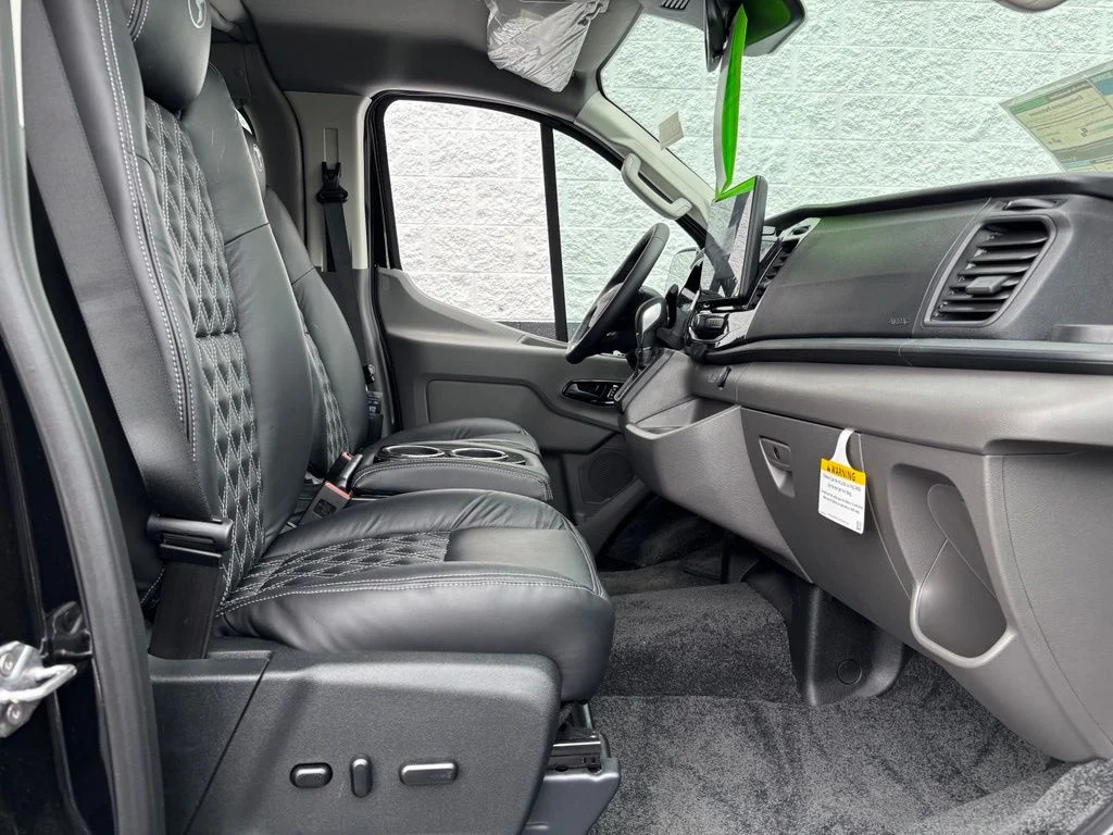 New 2026 Black Ford Explorer Limited SE image 21