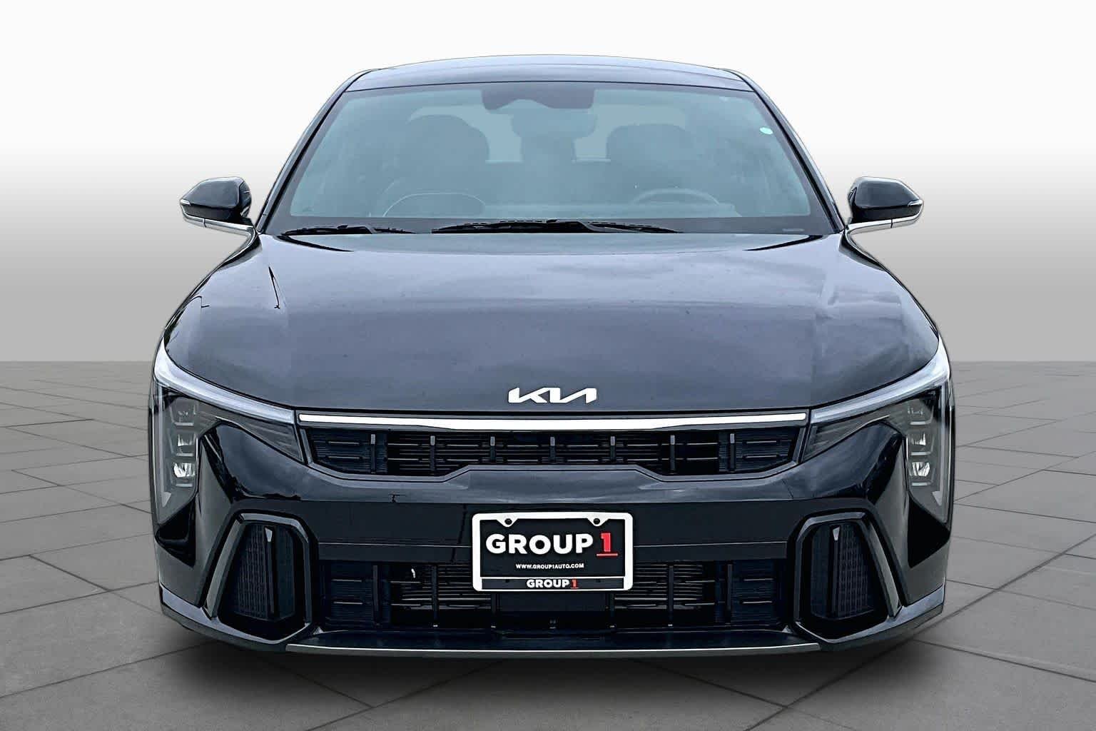 Used 2025 Aurora Black Pearl Kia GT-Line image 7