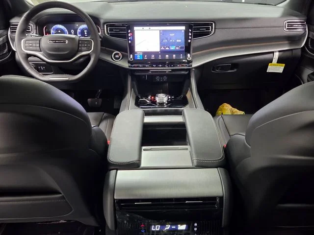 New 2026 High Gloss Black Exterior Paint Jeep Limited Altitude image 8
