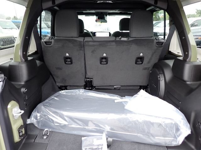 New 2025 41 Jeep Sport S image 4