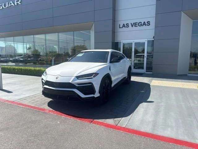 2022 Lamborghini Urus 4.0 V8's photo
