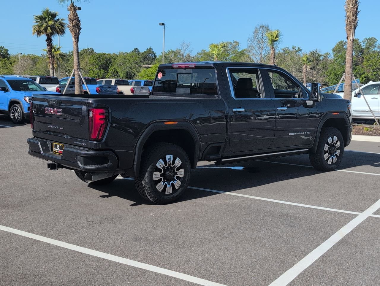 2026 GMC Sierra 2500HD Denali - Photo 8