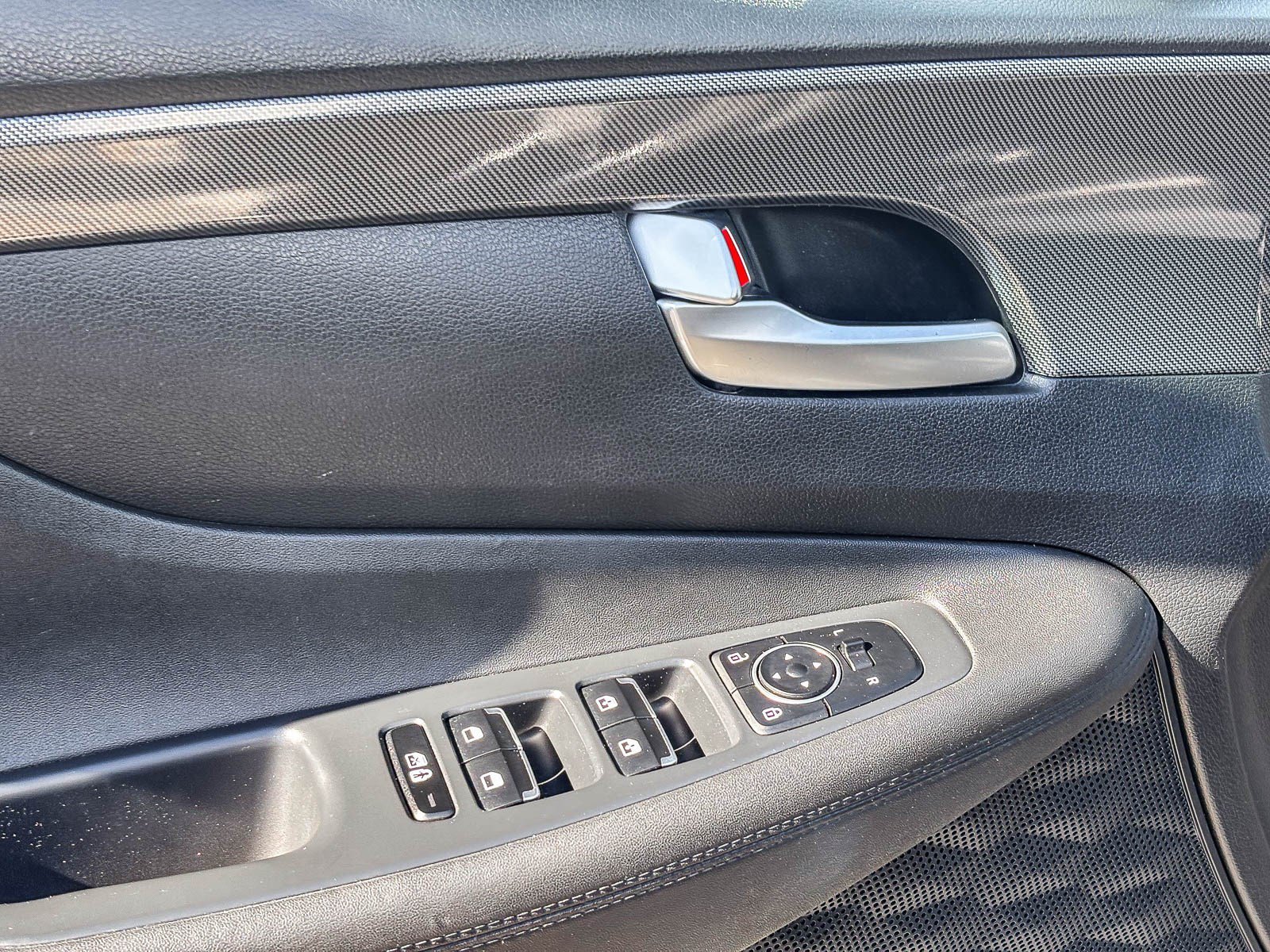 Used 2023 Portofino Gray Hyundai SEL image 22