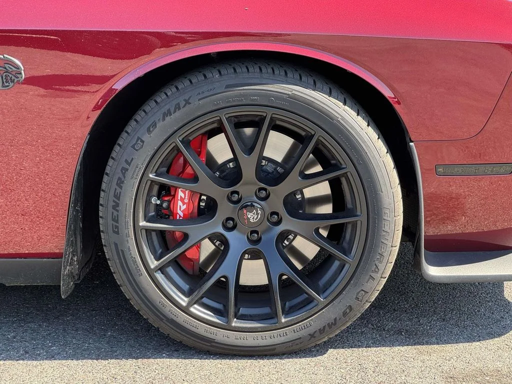 Used 2023 Red Dodge SRT Hellcat Jailbreak image 11