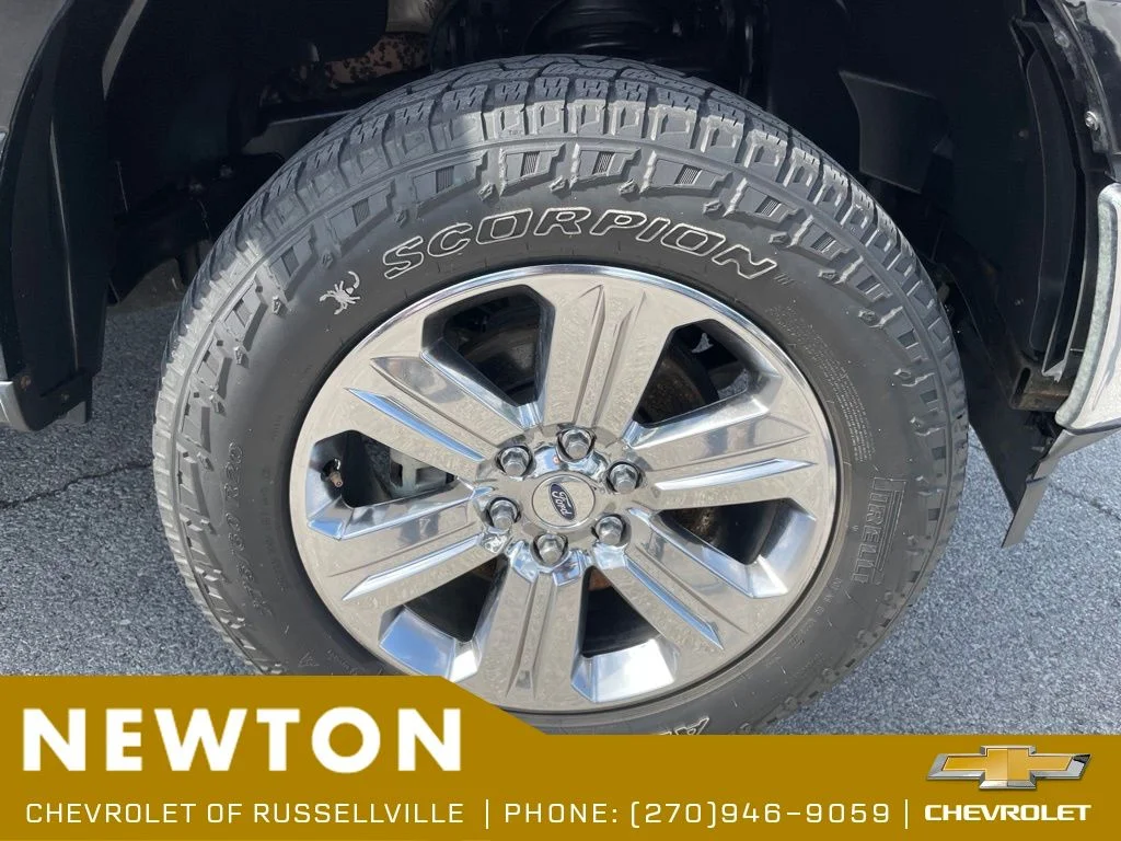 Used 2018 Shadow Black Ford XLT image 40