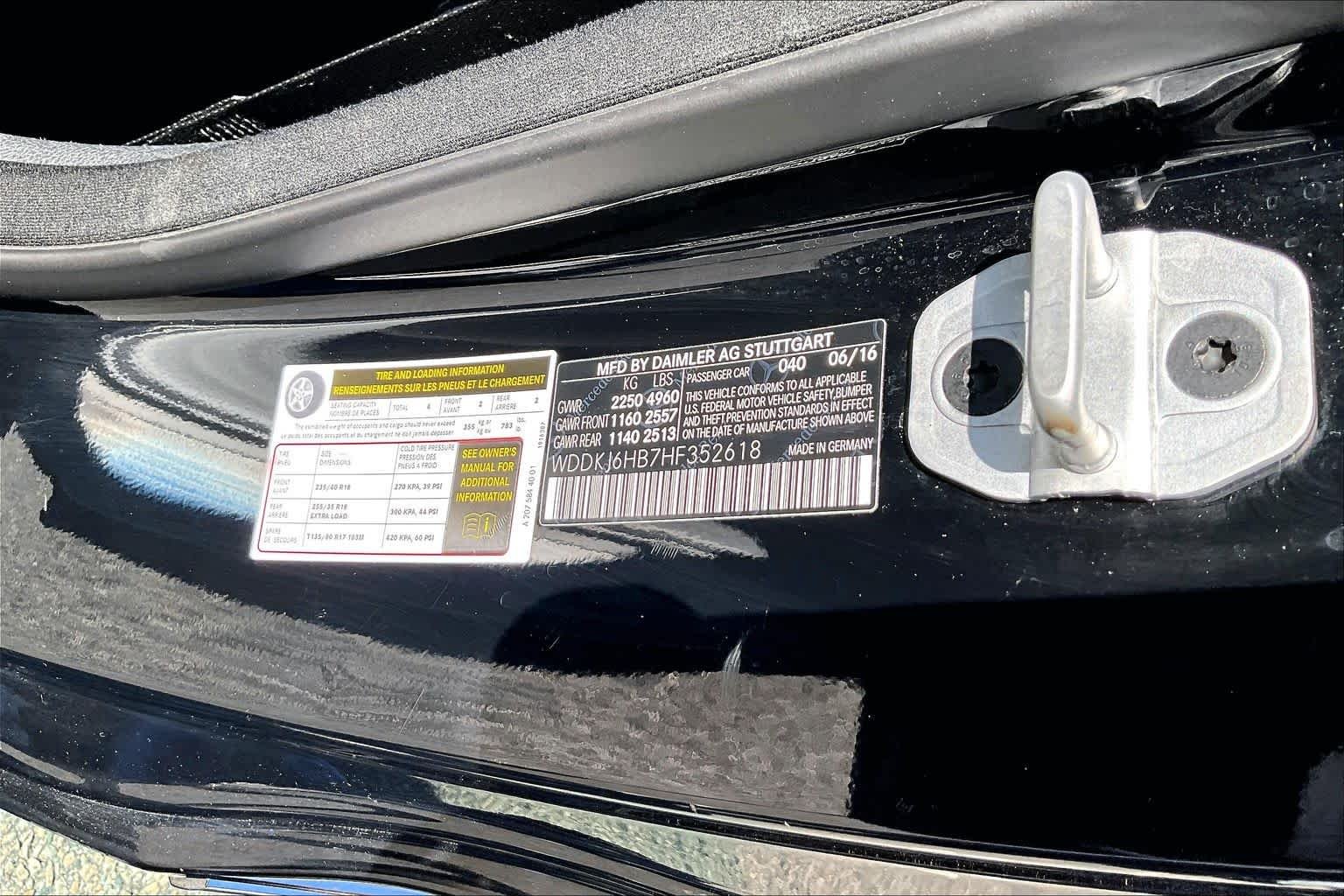 Used 2017 Black Mercedes-Benz E 400 image 30