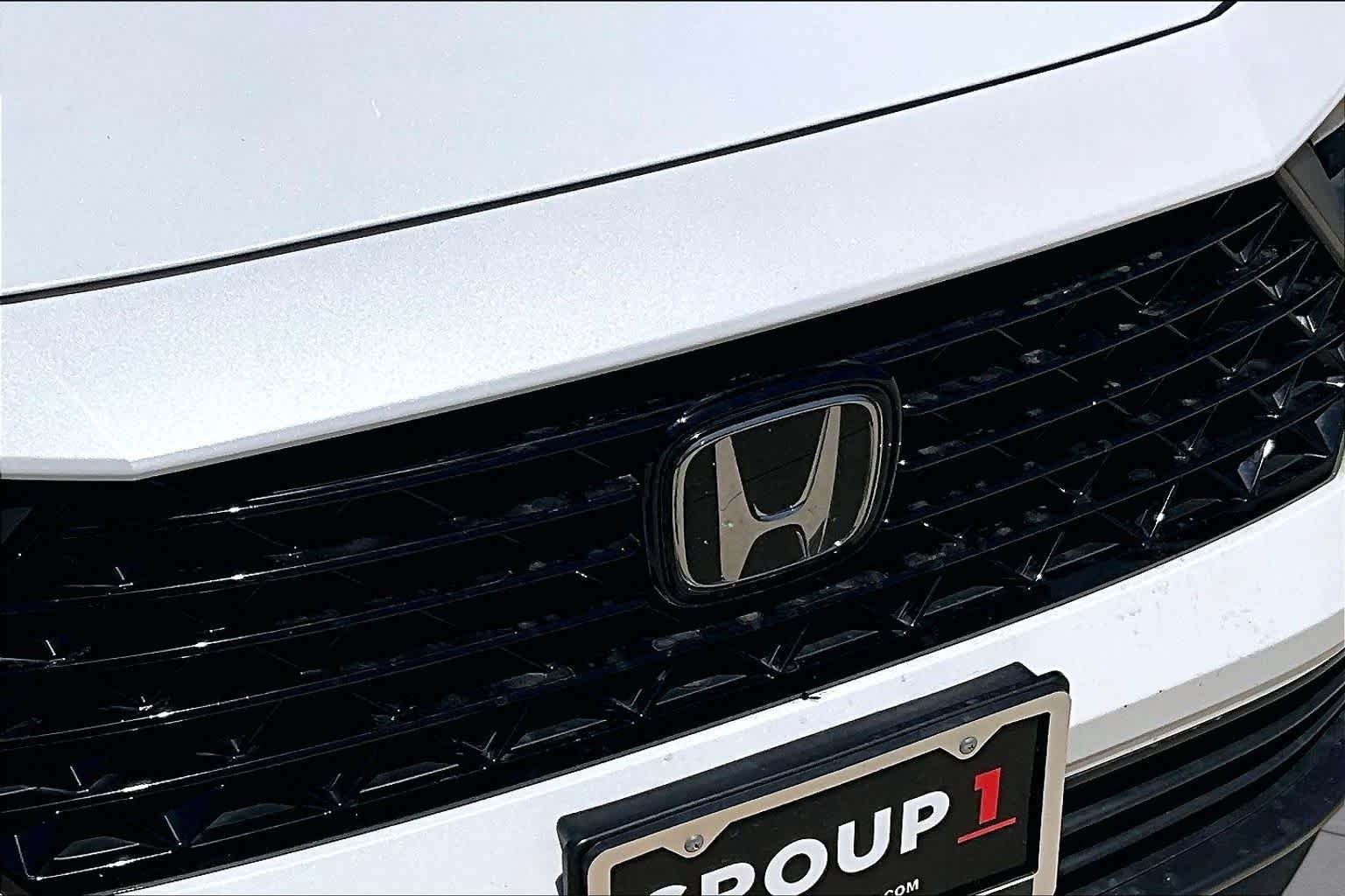 Used 2023 Platinum White Pearl Honda Sport image 55