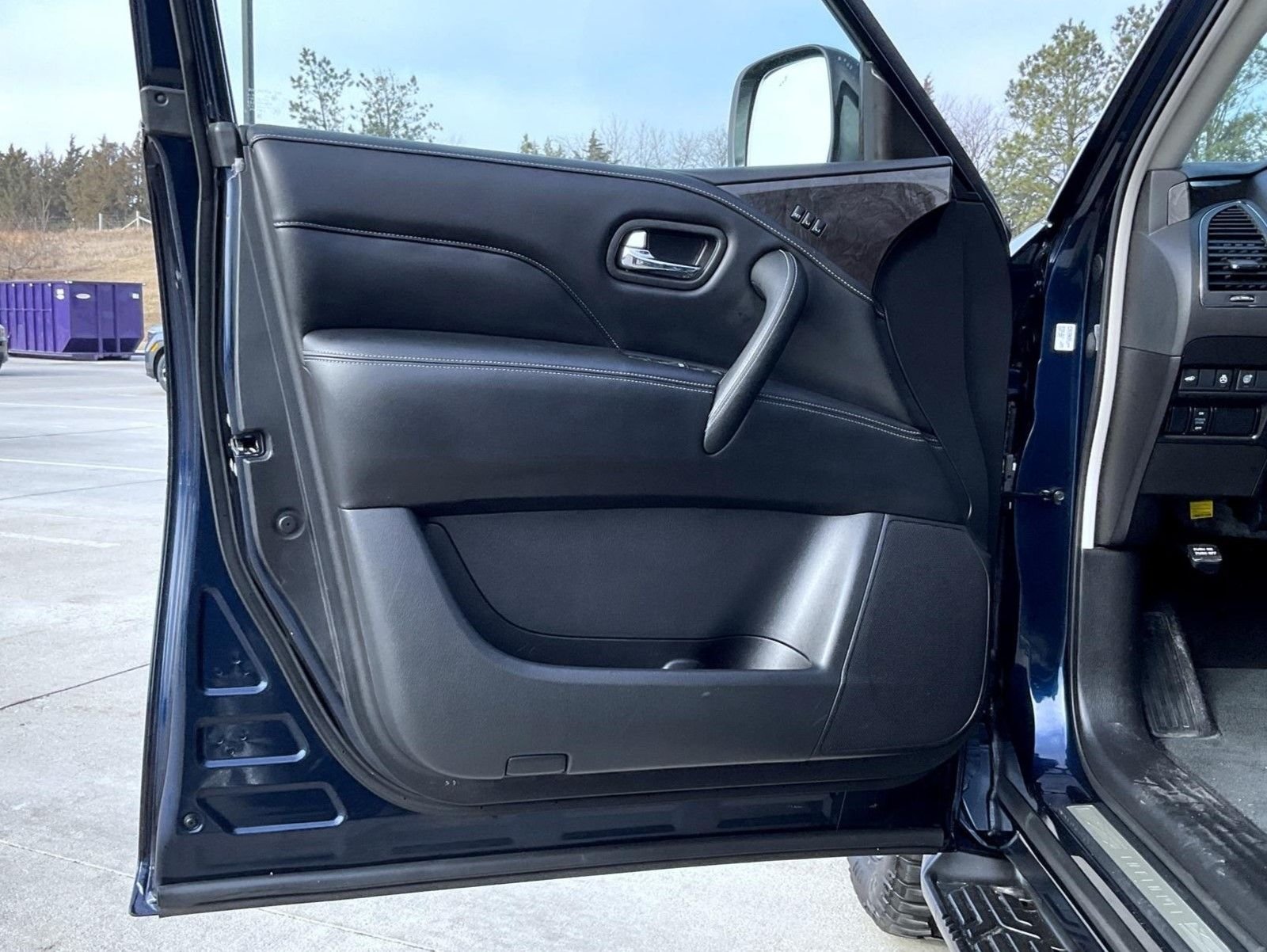 Used 2024 Blue INFINITI LUXE image 9