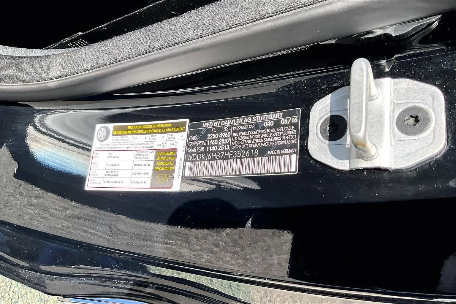 Used 2017 Black Mercedes-Benz E 400 image 30