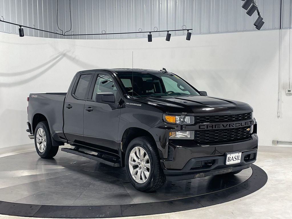 Used 2019 Brown Chevrolet Custom image 38