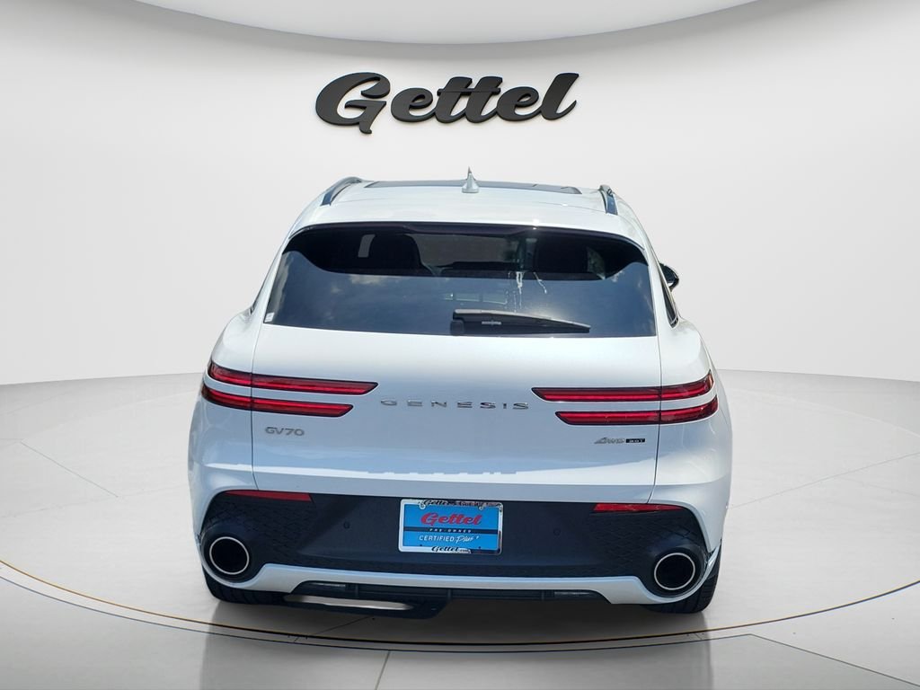 Used 2025 White Genesis 3.5T Sport image 6