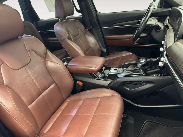 Used 2023 Black Kia SX image 15