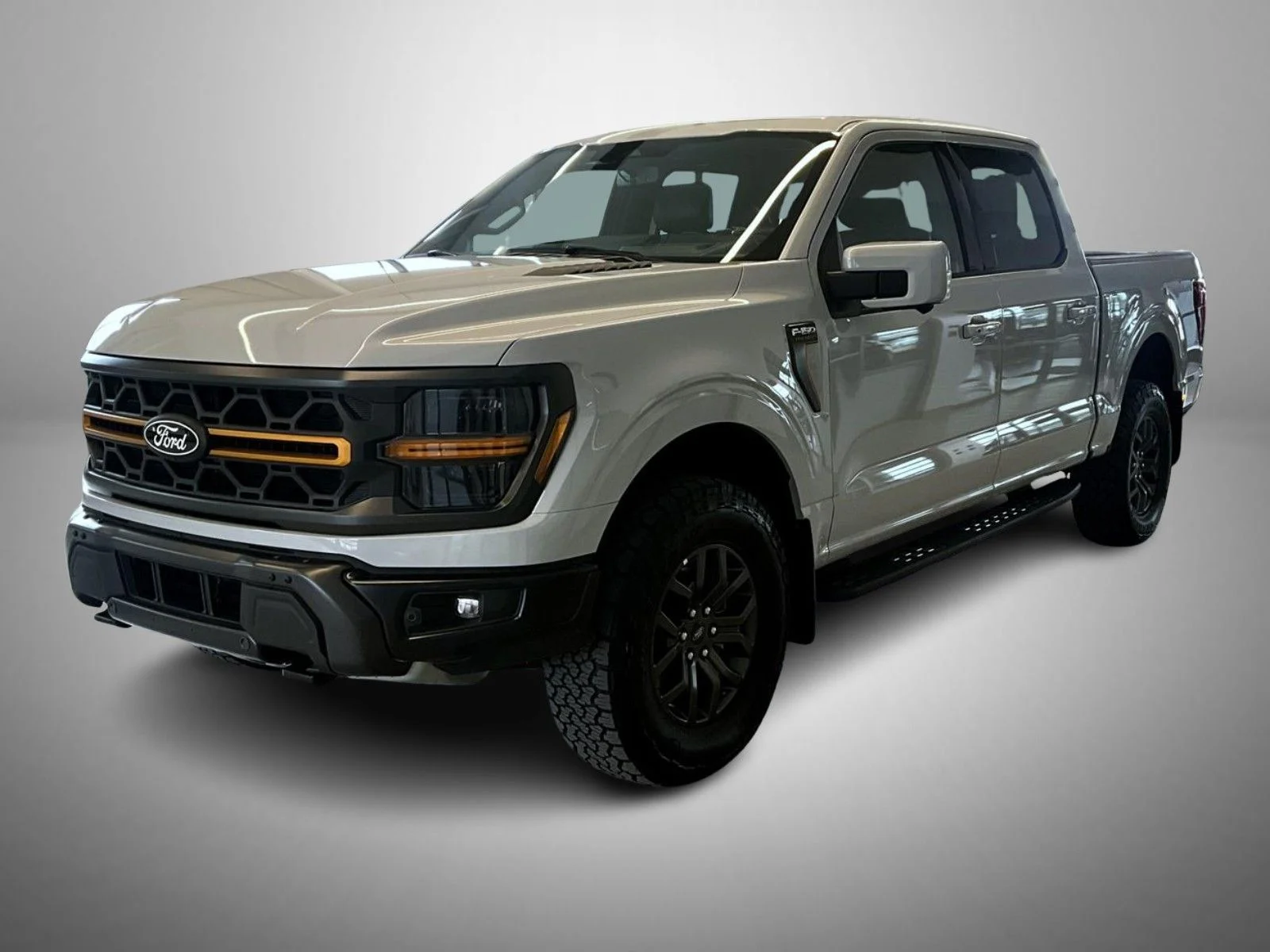 Used 2025 White Ford Tremor image 1