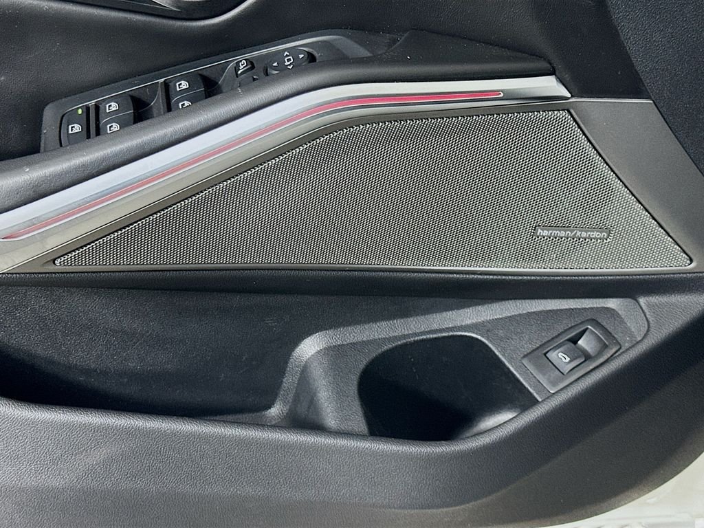 Used 2021 Alpine White BMW Base image 19