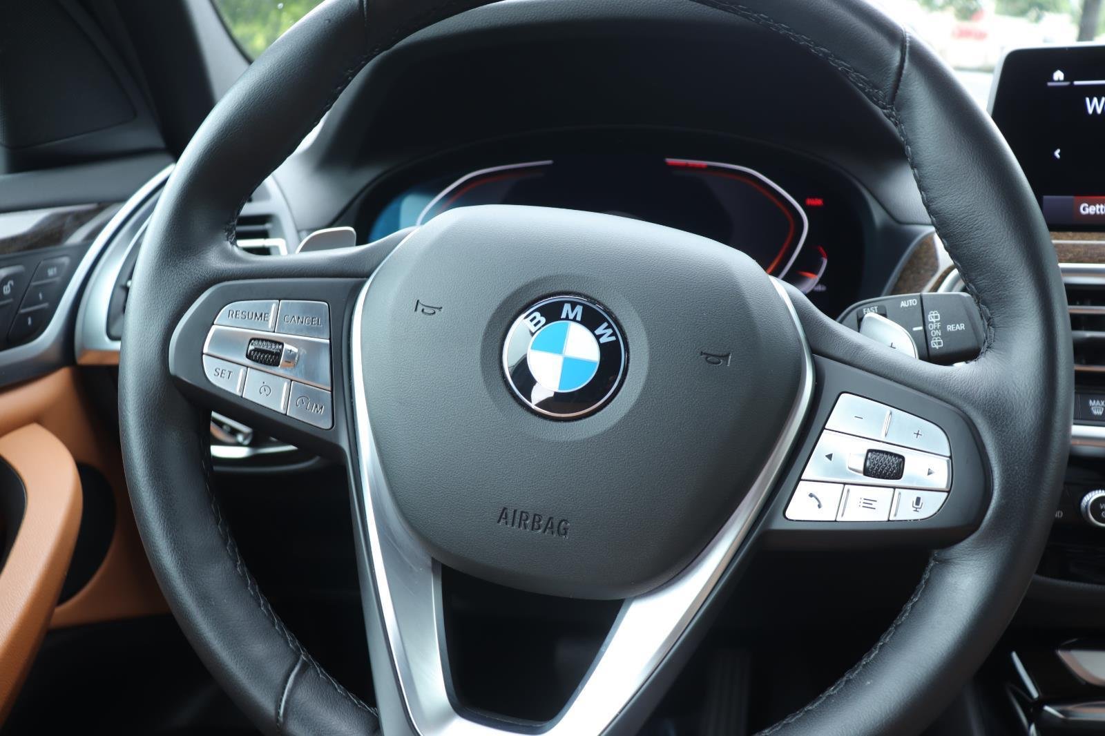 Used 2024 Skyscraper Grey Metallic BMW sDrive30i image 27