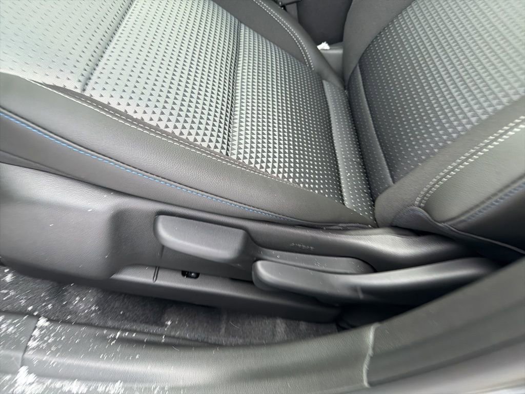New 2026 Mosaic Black Metallic Chevrolet LT image 13