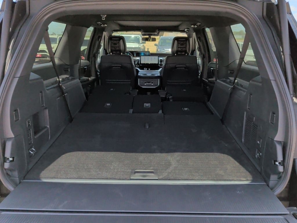 New 2027 Dark Matter Gray Metallic Ford MAX Platinum image 49