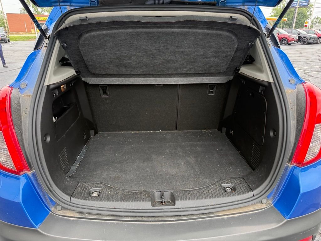 Used 2016 Brilliant Blue Metallic Buick Convenience image 6