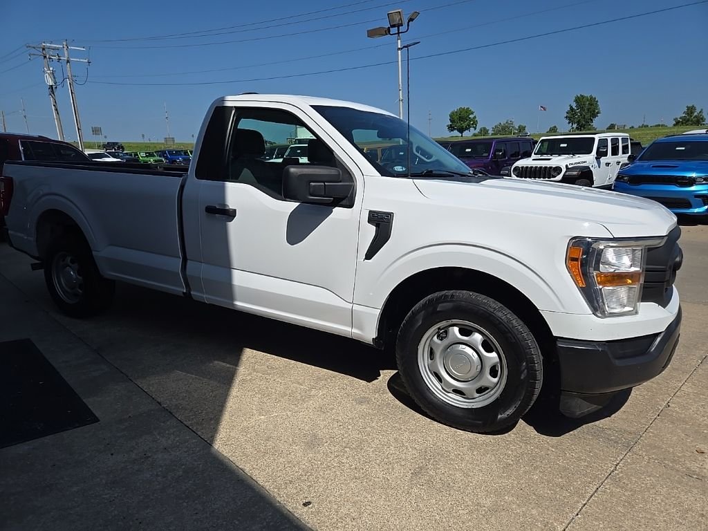 Used 2021 White Ford XL image 12