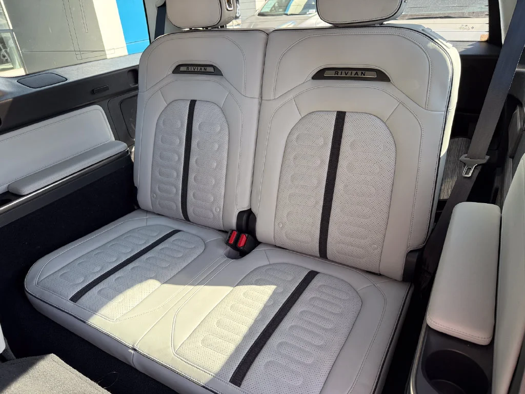 Used 2023  RIVIAN Launch Edition image 25