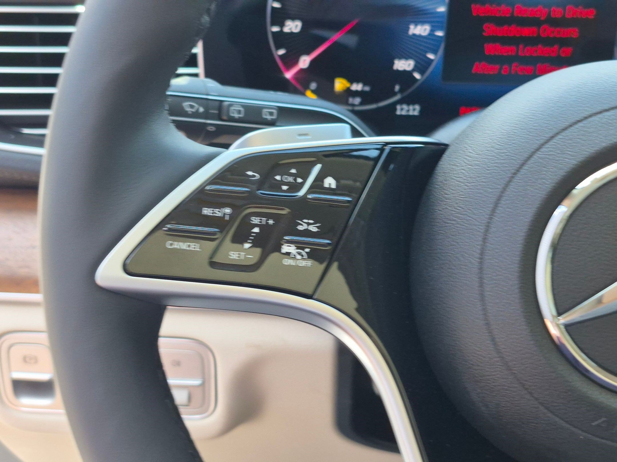 New 2026 Polar White Mercedes-Benz GLS 450 image 42