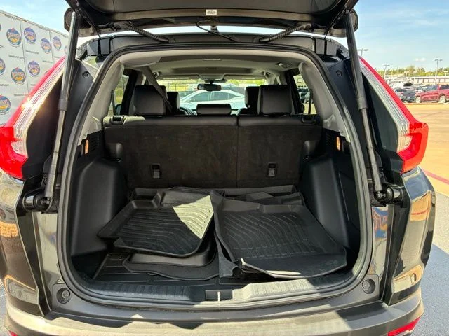 Used 2017 Green Honda Touring image 6
