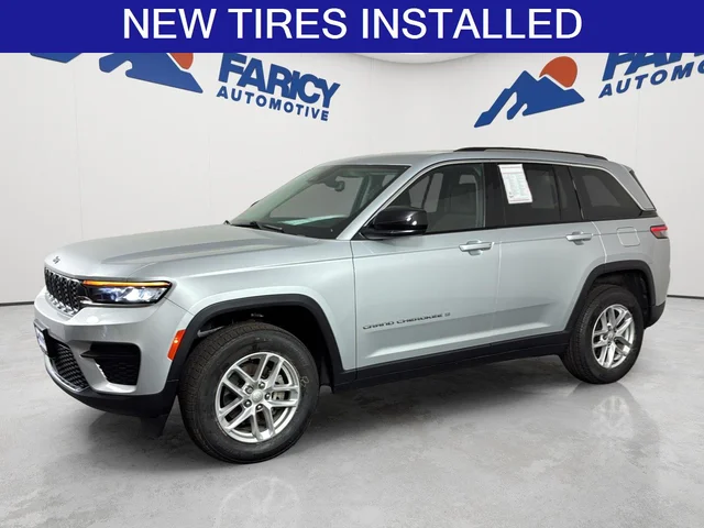 2023 Jeep Grand Cherokee Laredo