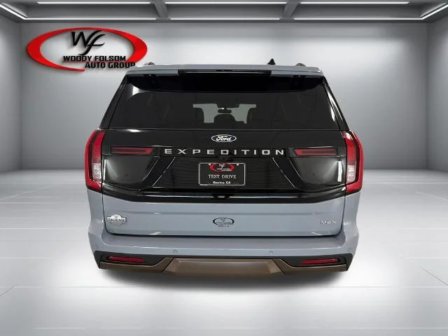 New 2027 Glacier Gray Metallic Tri-Coat Ford MAX King Ranch® image 24