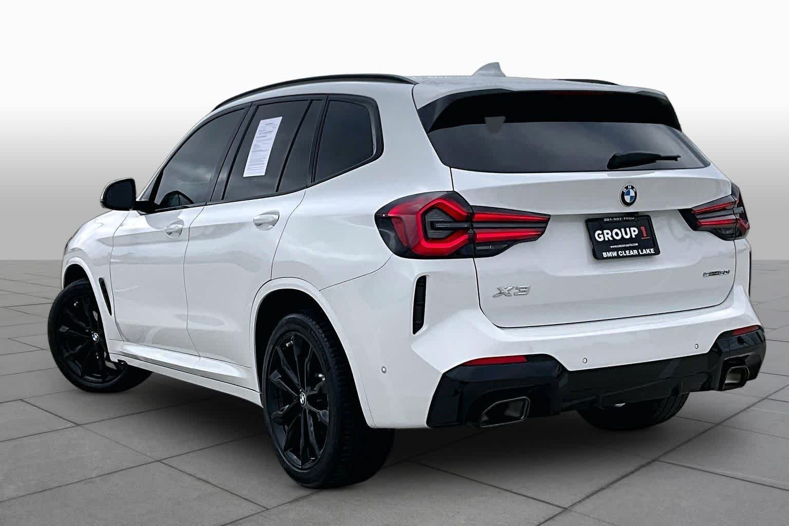 Used 2024 Alpine White BMW sDrive30i image 11