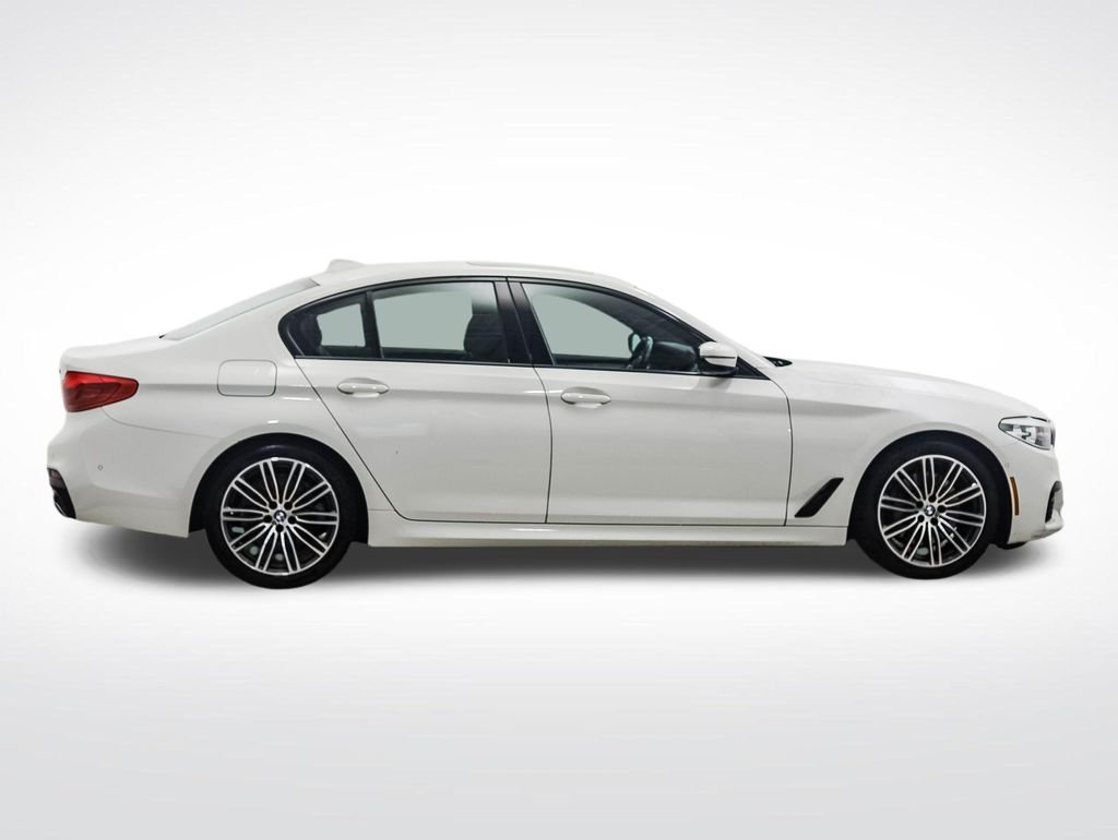 Used 2019 Alpine White BMW 530i xDrive image 6