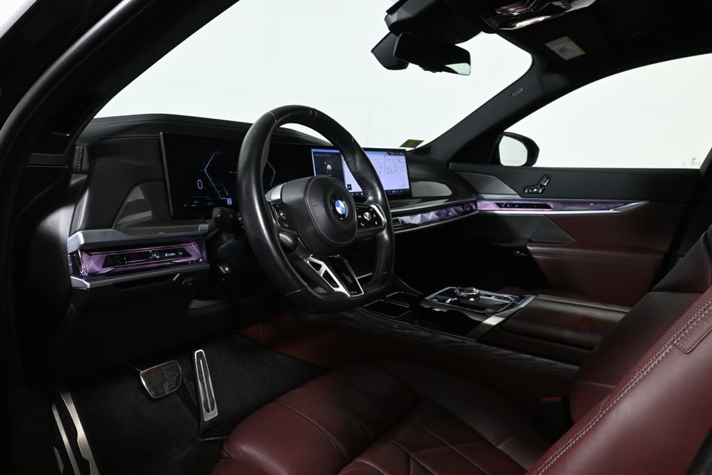 Used 2024 Black BMW 760i xDrive image 14