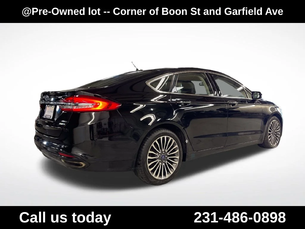 Used 2017 Black Ford SE image 5