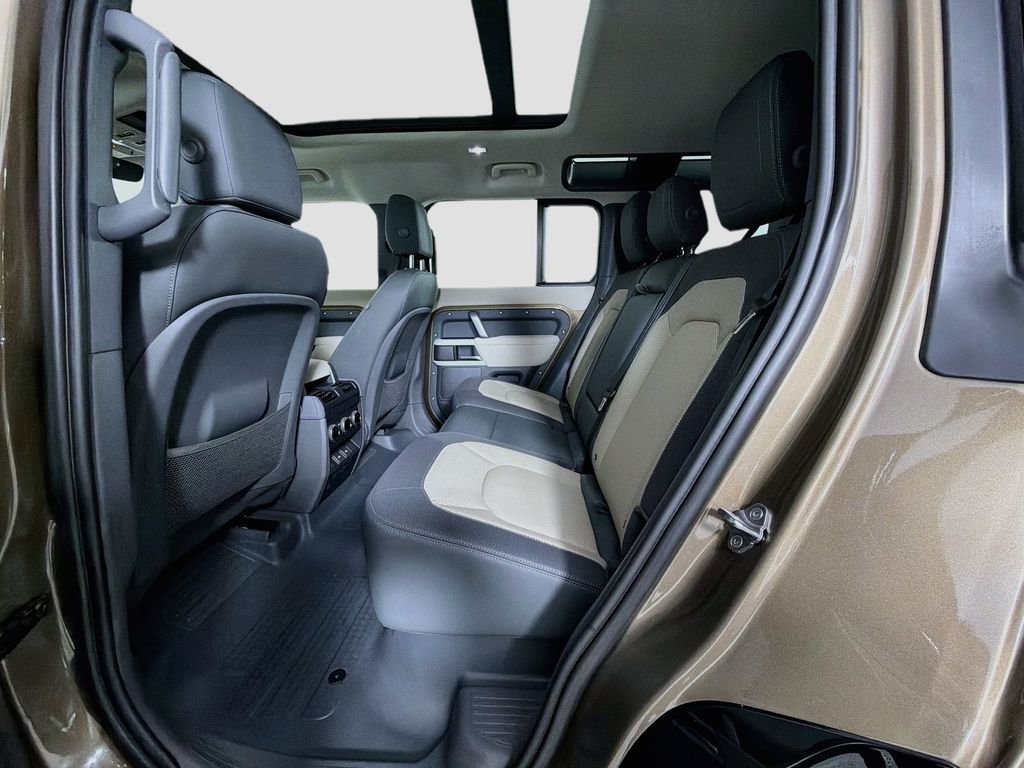 Certified Used 2023 Brown Land Rover X-Dynamic SE image 26
