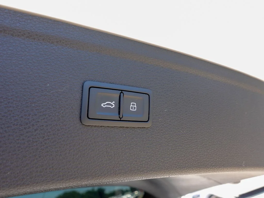 Used 2023 White Audi 45 S line Premium image 27