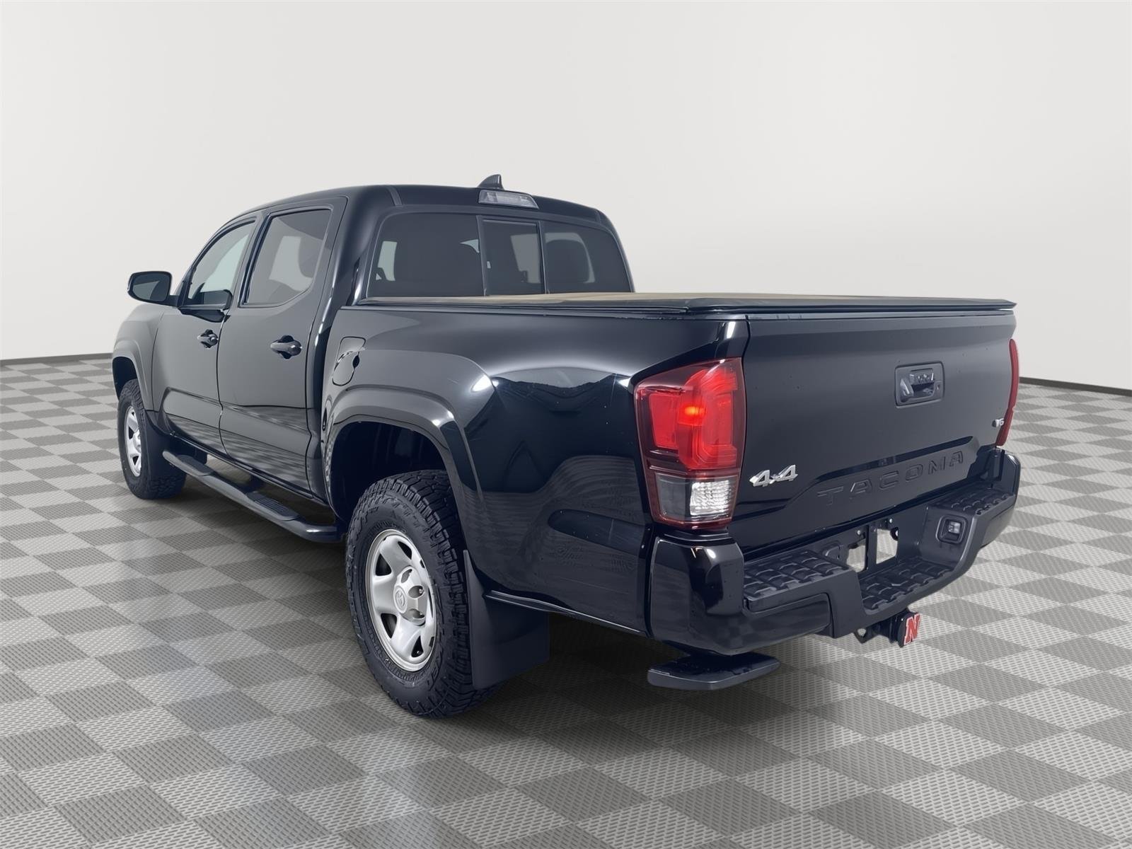 Used 2023 Black Toyota SR V6 image 9