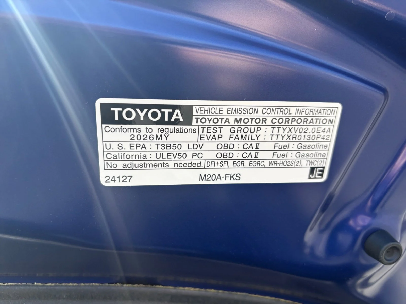 New 2026 Blue Crush Metallic with Midnight Black Metallic roof <sup>1</sup> Toyota  XSE image 10