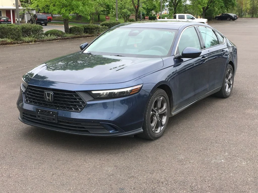 2023 Honda Accord 1.5T EX w/o BSI CVT's photo