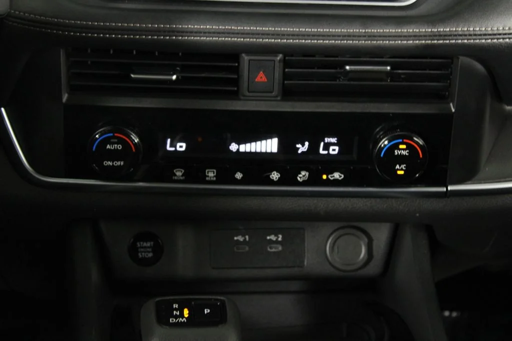 2024 Nissan Rogue SV - Photo 23