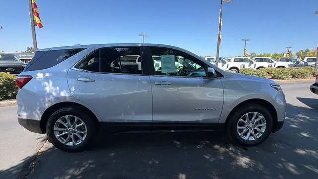 Used 2021 Silver Ice Metallic Chevrolet LT image 3