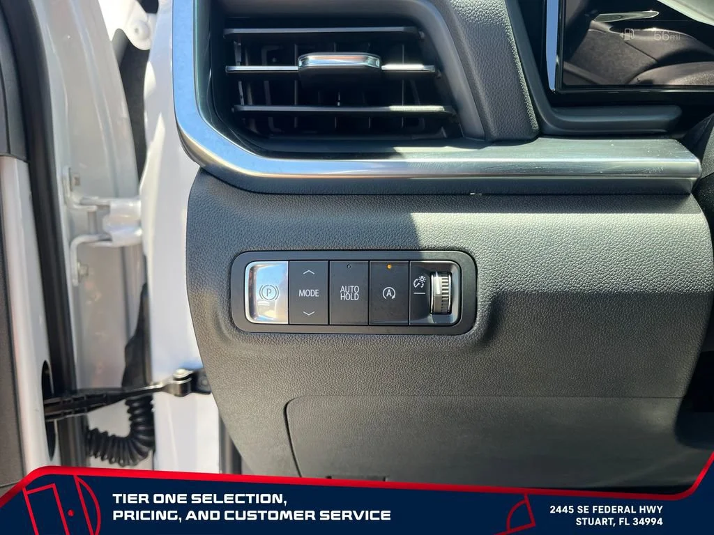 New 2026 Summit White GMC Elevation image 24