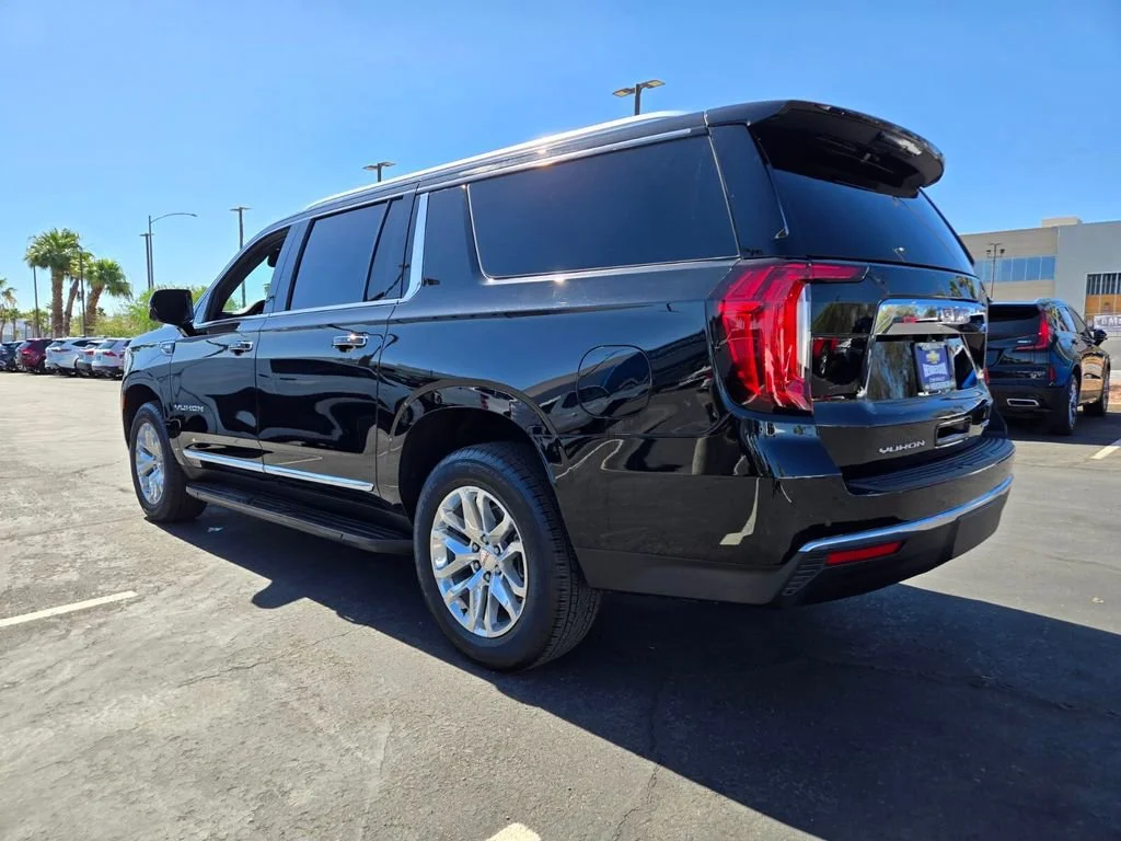Used 2023 Onyx Black GMC SLT image 4