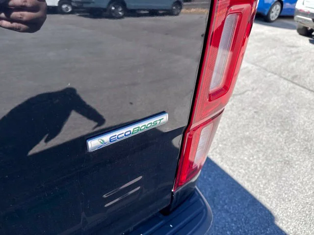 Used 2019 Black Ford XLT image 15
