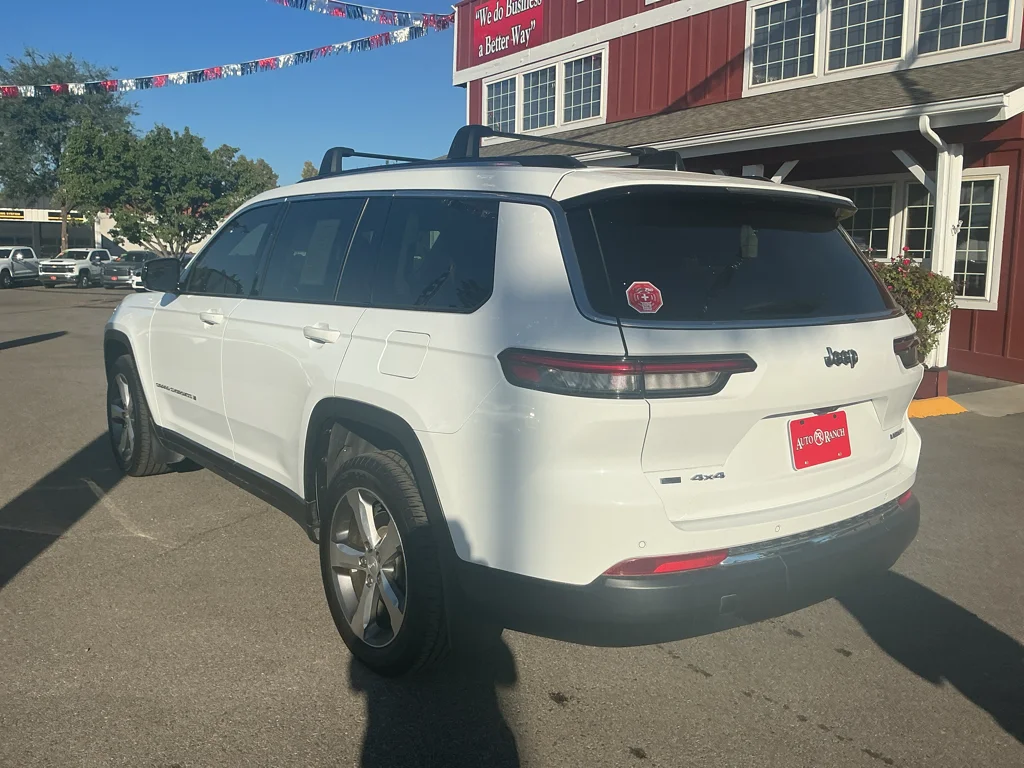 Used 2021 Bright White Clearcoat Jeep Limited image 9