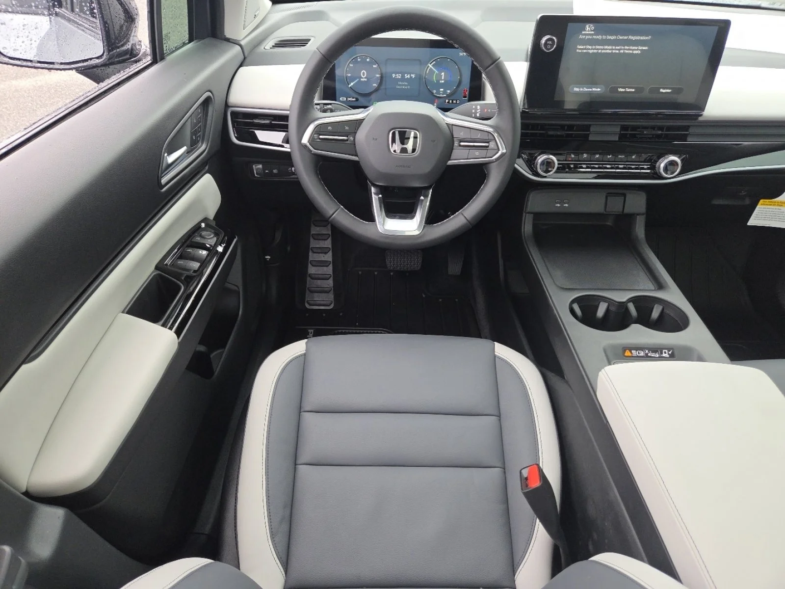 2026 Honda Prologue Touring - Photo 29