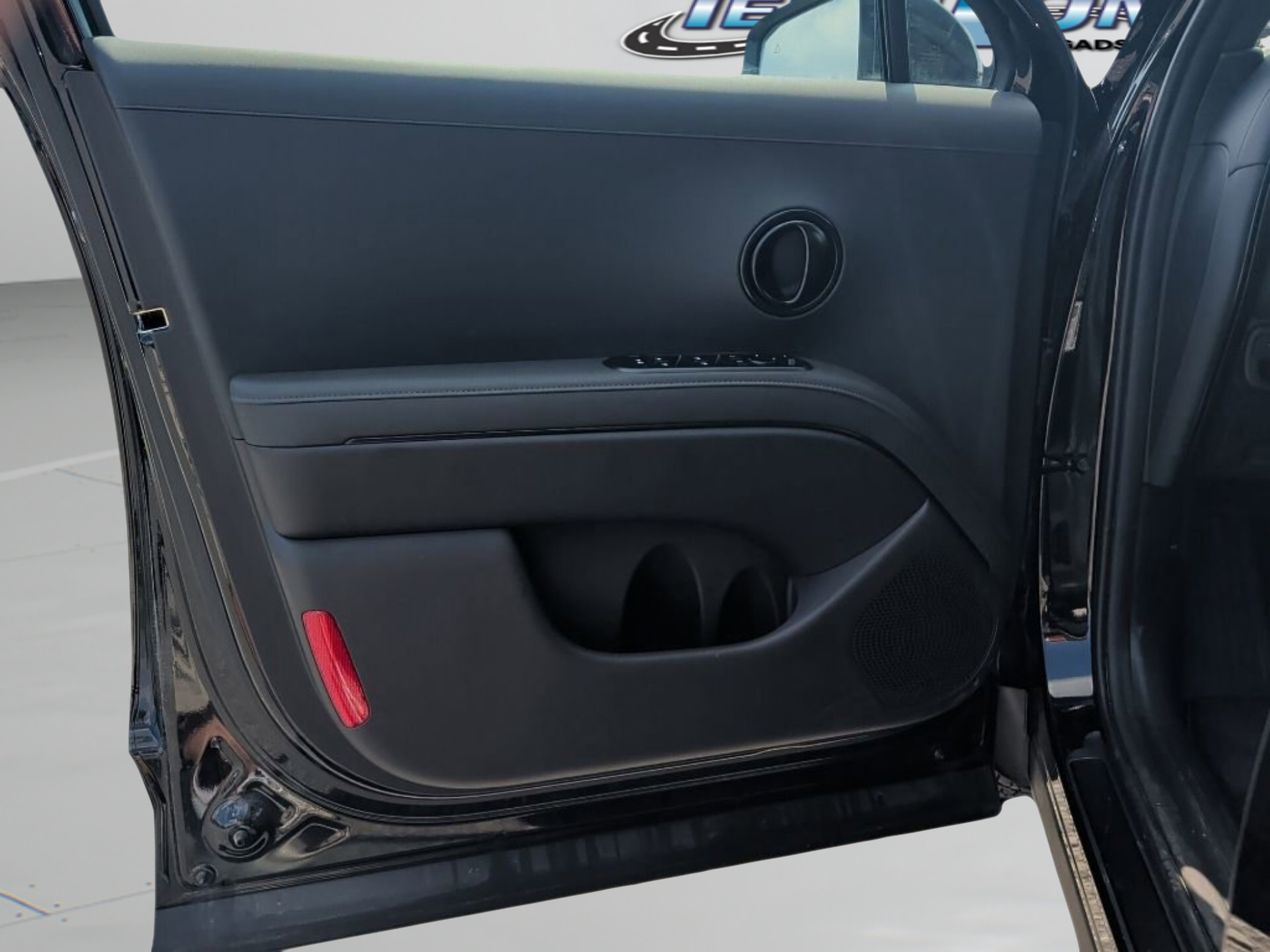 New 2026 Abyss Black Pearl Hyundai XRT Pro image 18