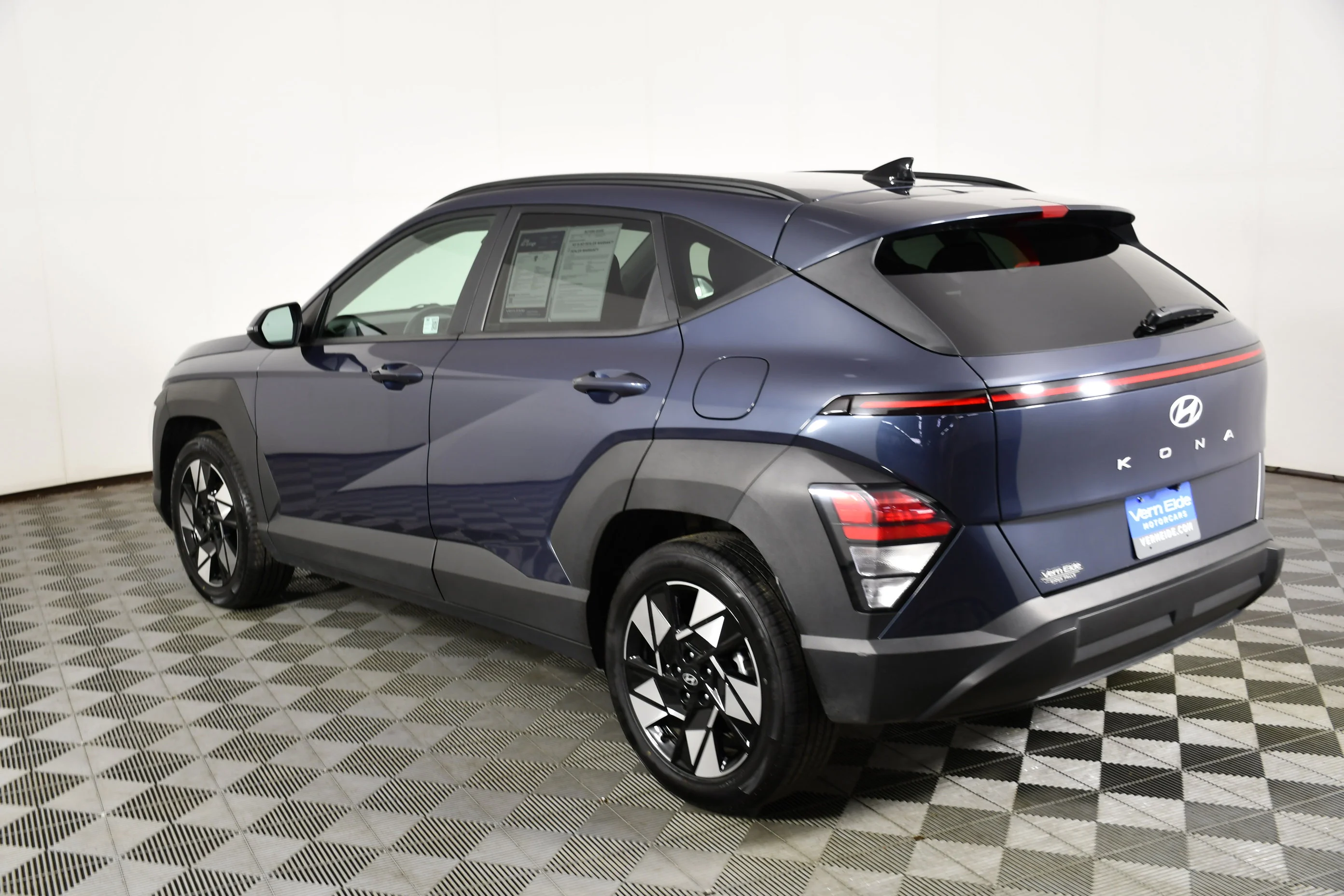 Used 2025 Denim Blue Hyundai SEL image 8