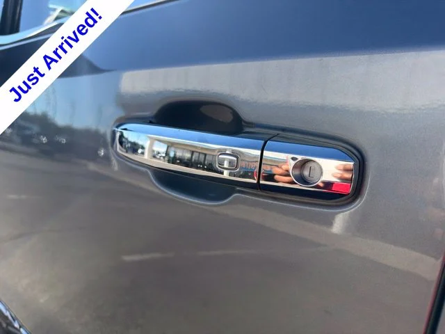 Used 2022 Gray GMC Denali image 16